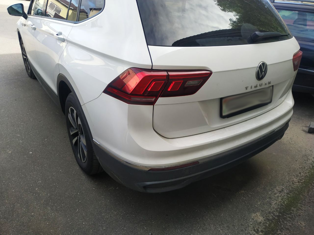 Volkswagen Tiguan R-Line 2022 до ремонта - повреждение заднего бампера